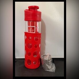 Gibson Home Fruit Infuser Tea Strainer Glass Water Bottle W/Rubber Sleeve Red